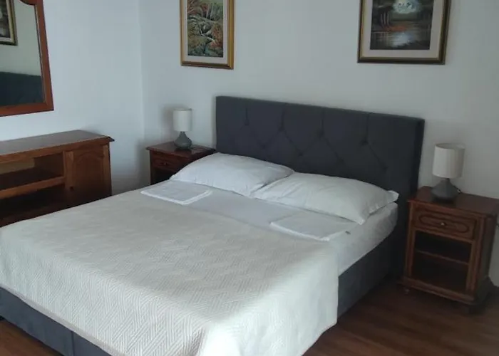 Апартаменты Sun Брела