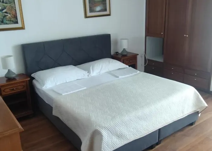 Sun Апартаменты Брела